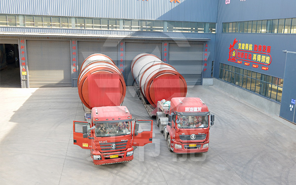 活性污泥烘干機(jī)發(fā)貨現(xiàn)場(chǎng) 活性污泥烘干機(jī)發(fā)貨現(xiàn)場(chǎng)